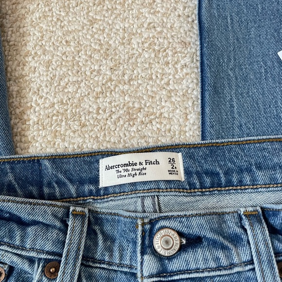 Ultra high rise straight leg jean - Picture 5 of 6